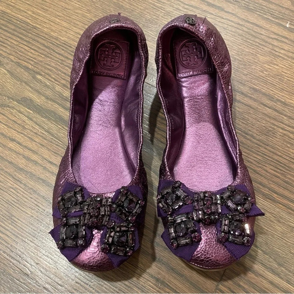 Tory Burch Azalea Crystal Bow Ballerina Flats Metallic Purple Leather Size 9 - Picture 1 of 12